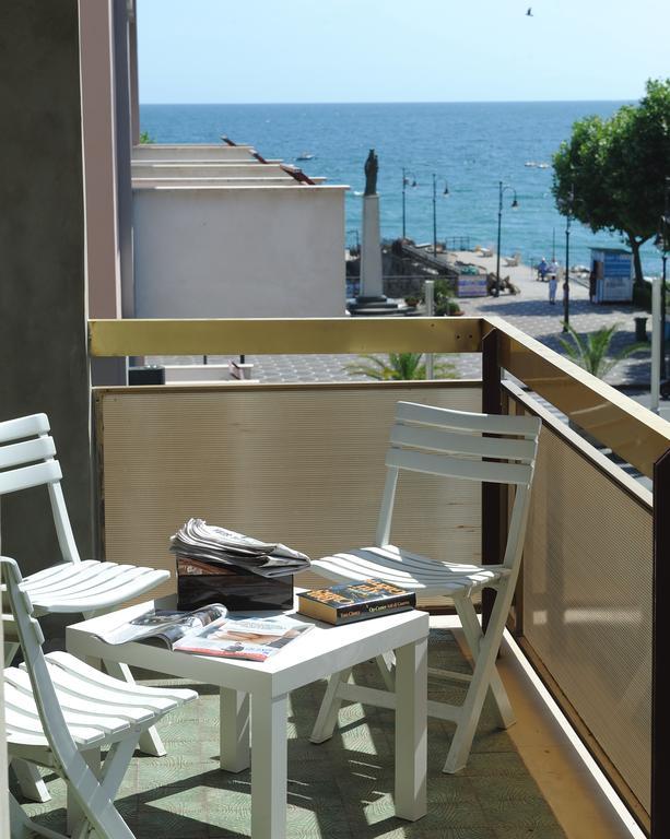Tizi Apartments Corso Reginna Maiori Buitenkant foto